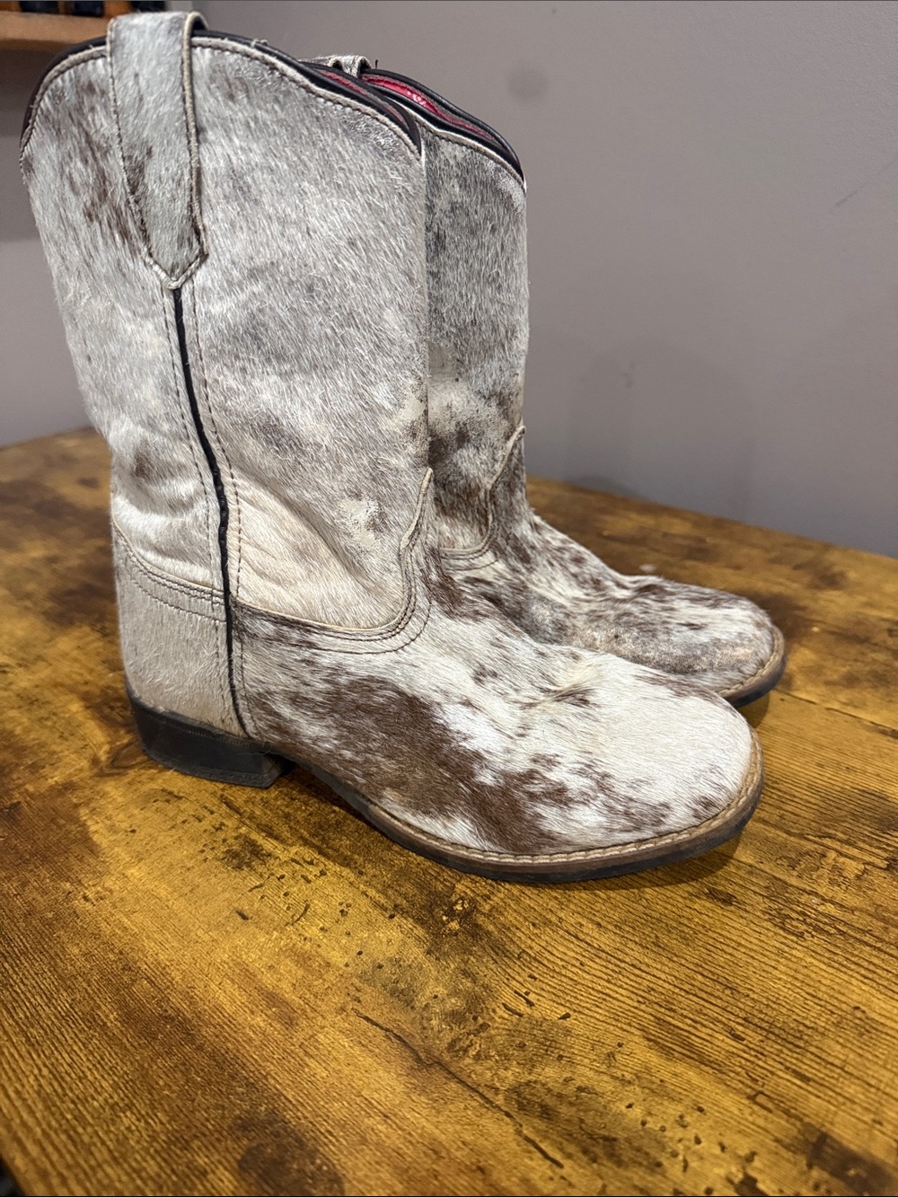 Dan Post Kids Cowhide Western Boots in White and Brown
